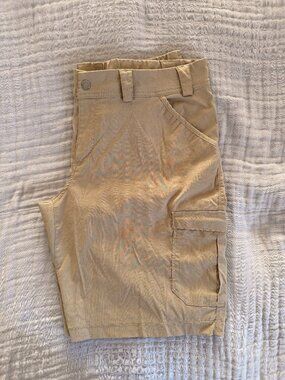 Duluth Trading Co. Dry on the Fly Cargo Style Tan Shorts - Size 18